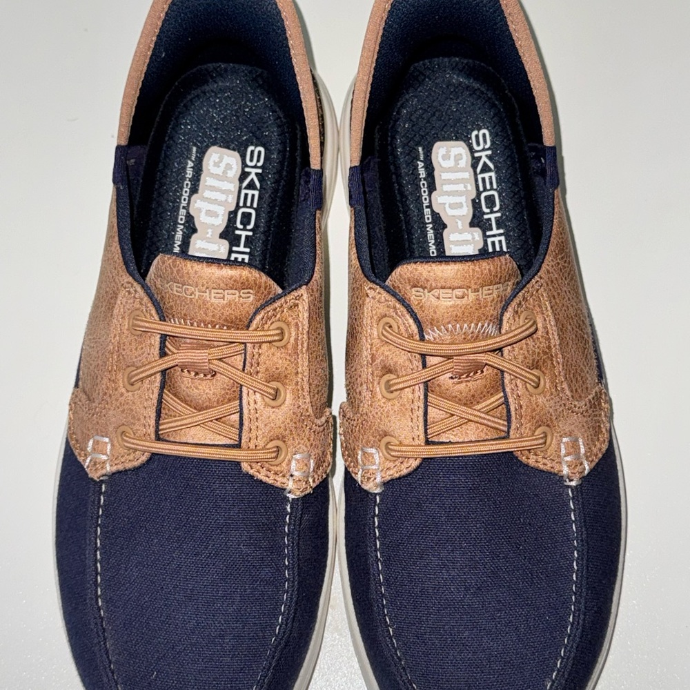 Skechers Women’s Navy and Tan Slip-ins Casual Shoes Size 7 New